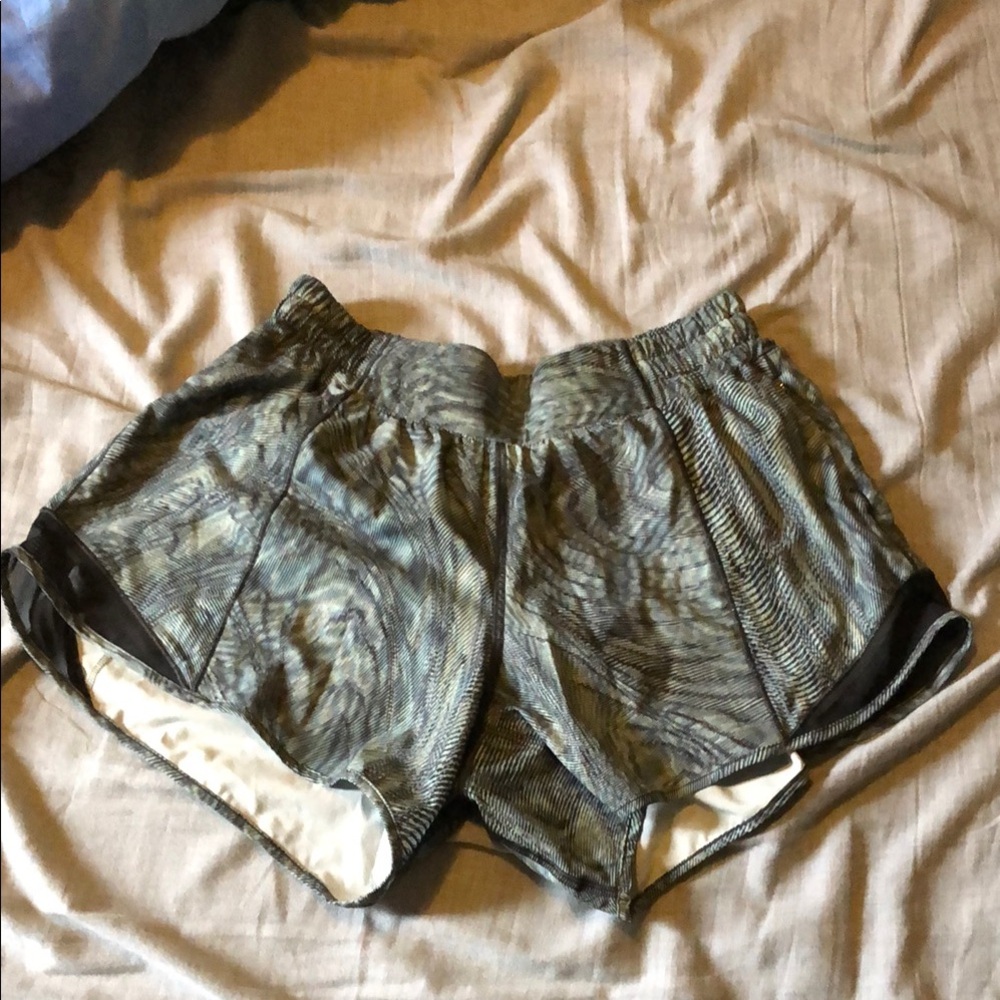 Lululemon patterned Athletic Shorts